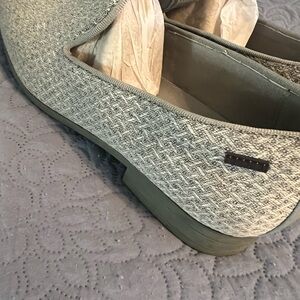 Gray men’s dress shoes